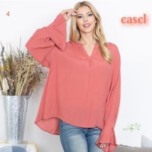 NWT Easel Long Bell Sleeve Blouse, Size small, Mauve
